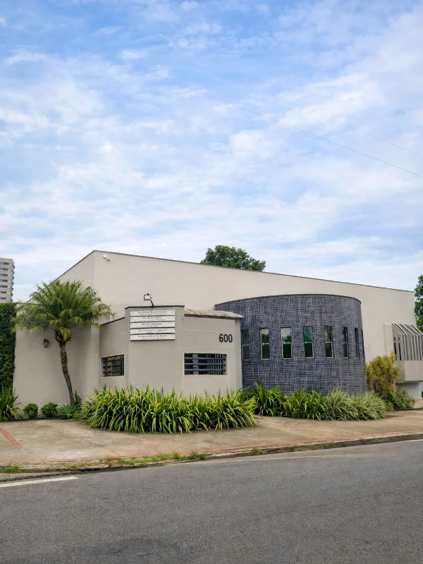 Detalhe do consultório da ortodontista